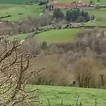 La Croix Des Landes Ou D'hote Avec Piscine A *