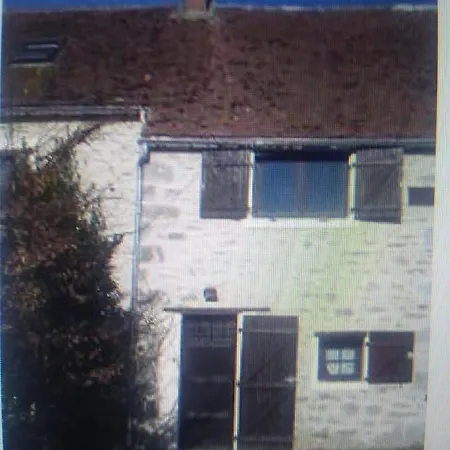 Dom wakacyjny La Croix Des Landes Ou D'hote Avec Piscine A *