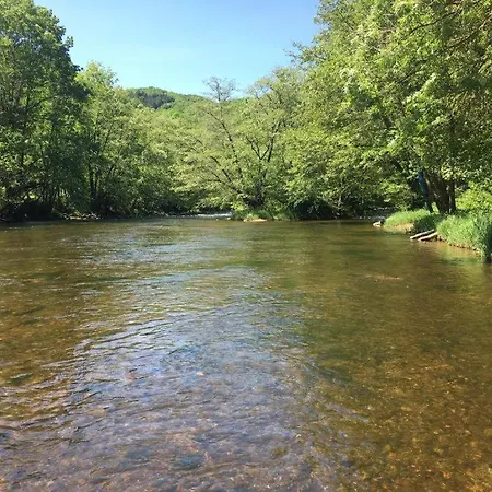 La Croix Des Landes Ou D'hote Avec Piscine A Σπίτι διακοπών Chouvigny