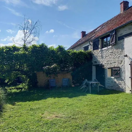Holiday home La Croix Des Landes Ou D'hote Avec Piscine A