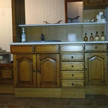 La Croix Des Landes Ou D'hote Avec Piscine A